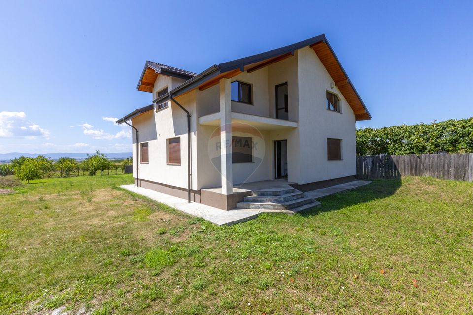 5 room House / Villa for sale