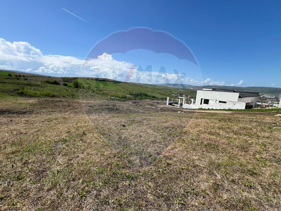 Teren Dezmir, 540 mp, zona de case, construire casă individuală