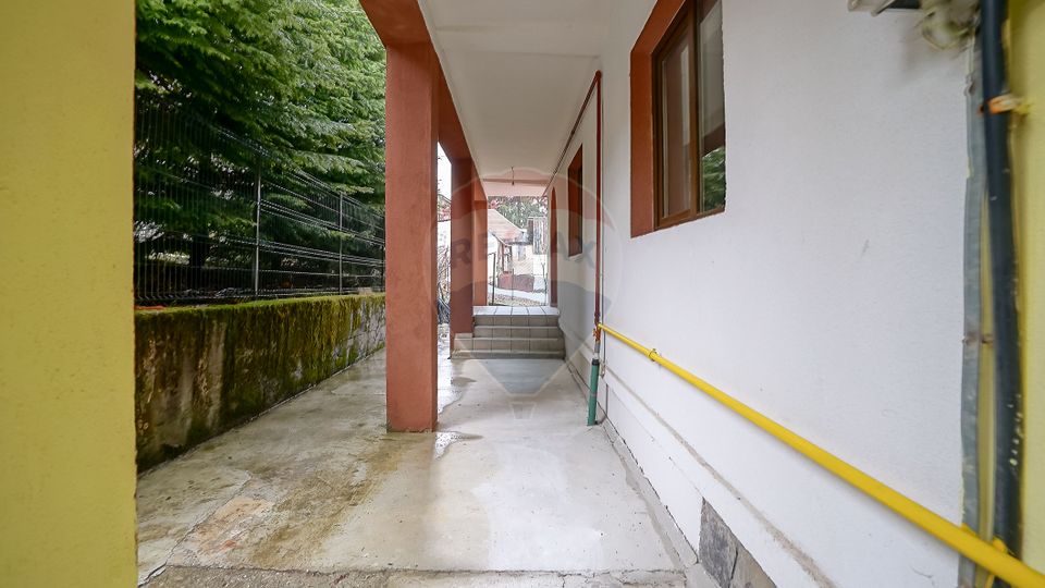 0% comision | Casă 6 camere | Centrală proprie | Predeal |