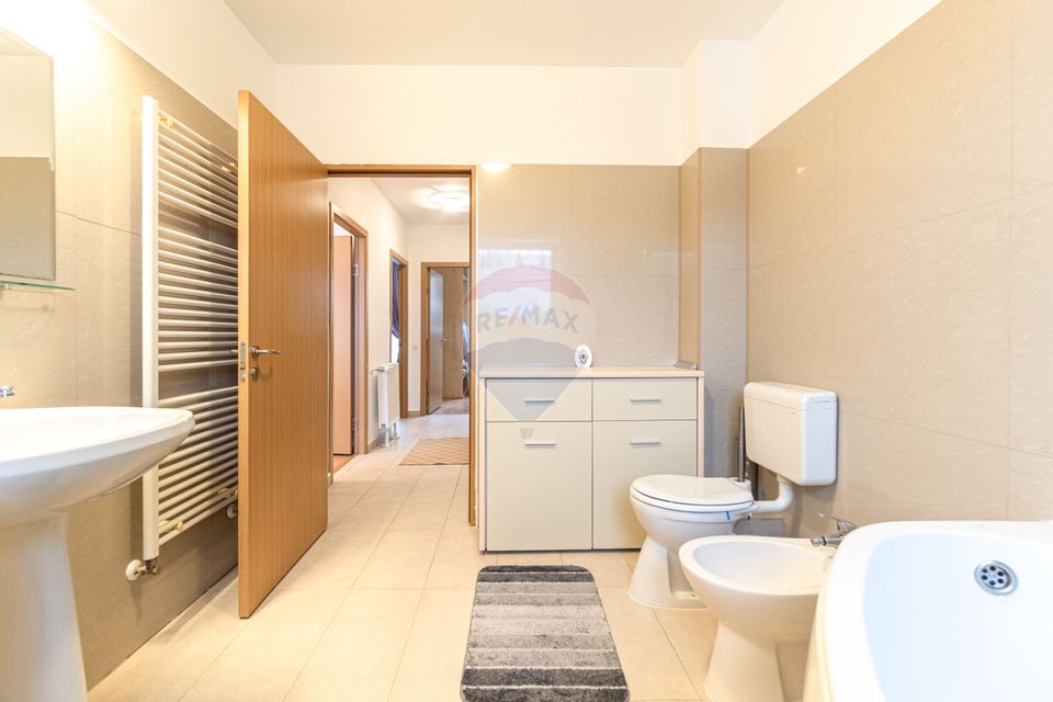 Apartament cu 6 camere de închiriat în zona Nouă – spațiu generos