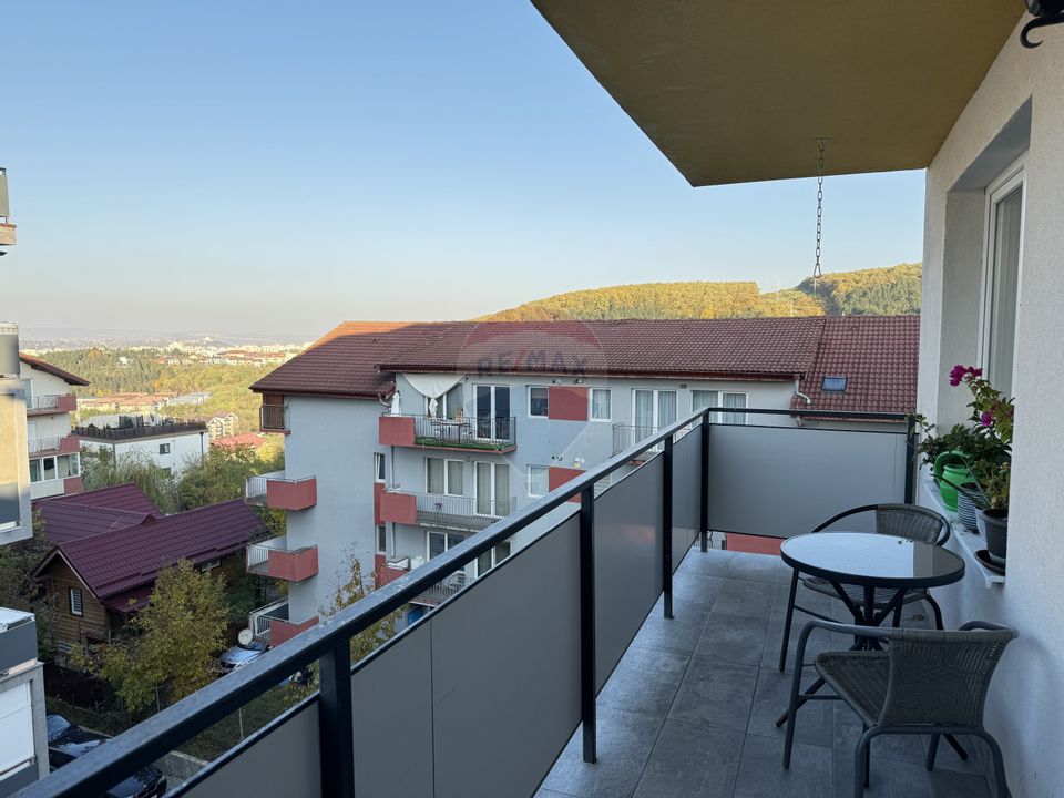 Apartament cu 2 camere de vânzare, Str. Razoare 208C