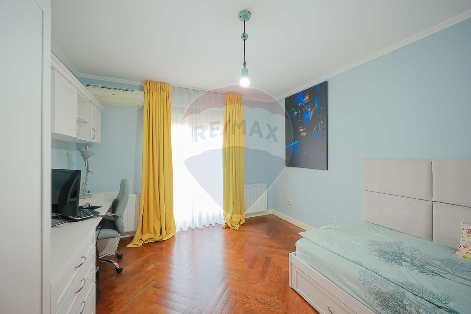 5 room House / Villa for sale, Nufarul area