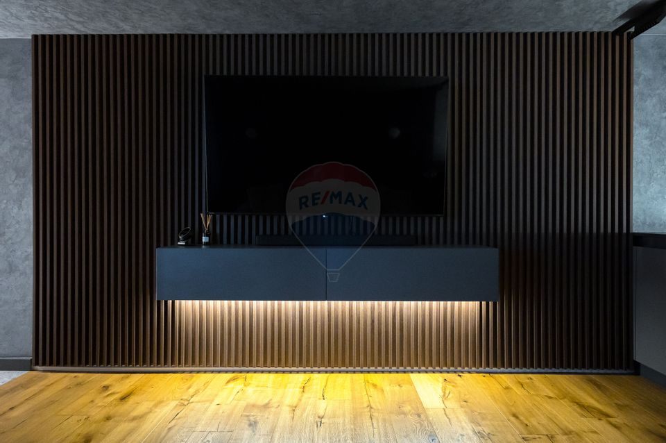 De vanzare! Studio boutique cu finisaje de lux, ultracentral, Brasov