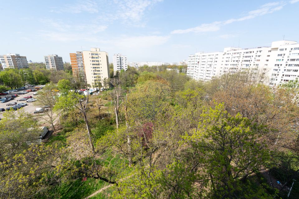 Apartament cu 3 camere de inchiriat, 9 min.  de metrou Titan, Parc IOR