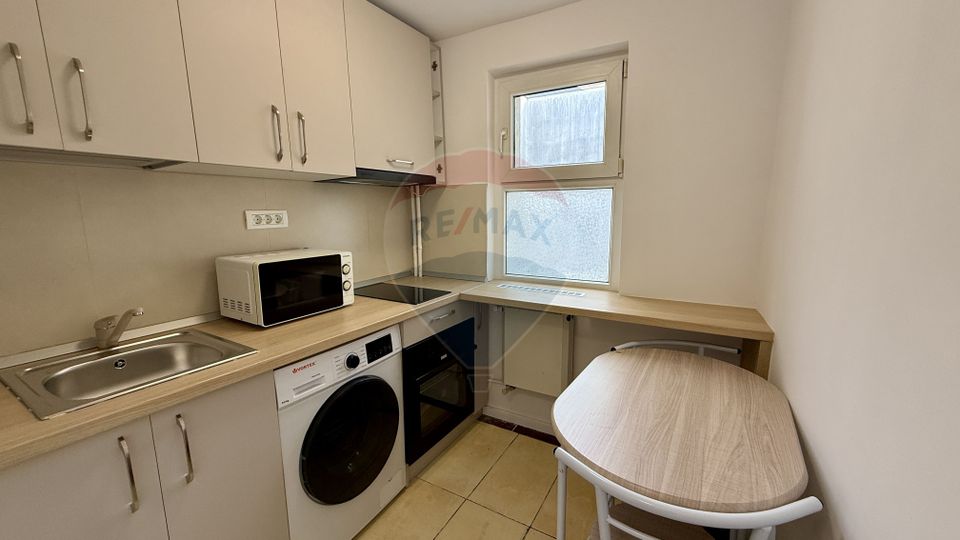 2 room Apartment for rent, Victoriei area