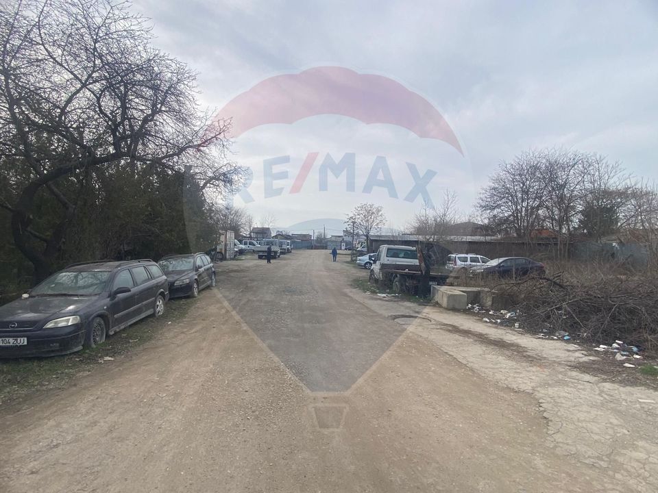 Land 2,000sqm Strada Orastie