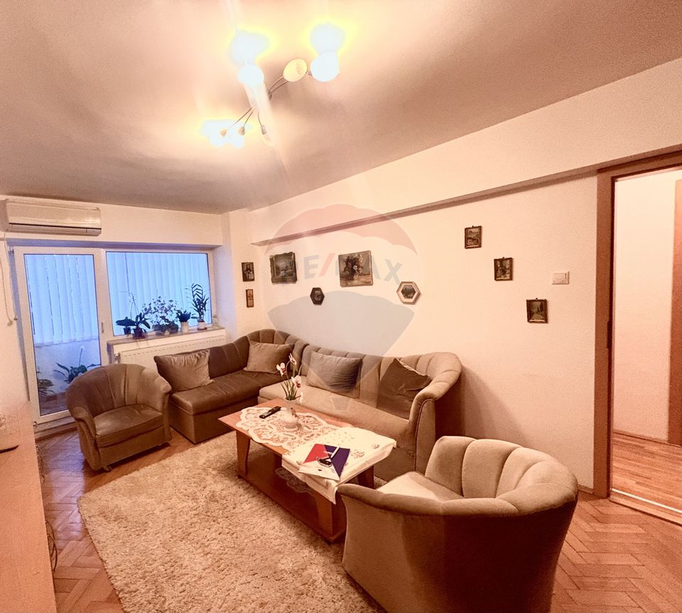 Apartament cu 2 camere -parter, cu centrala proprie