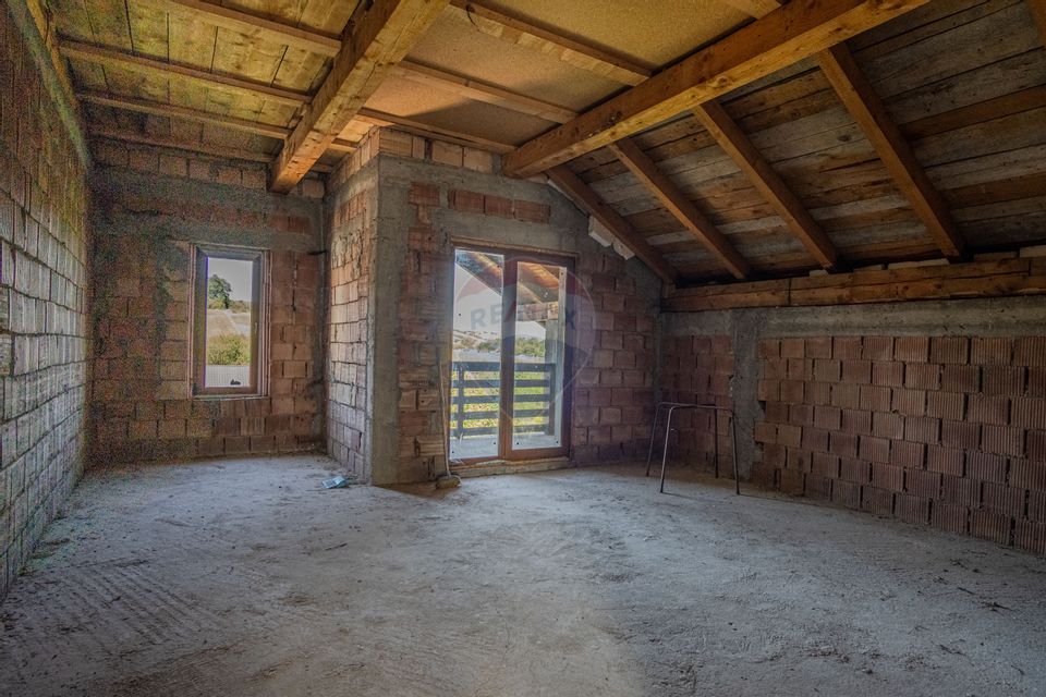 Casa de vanzare 7 camere | CURTE 953 mp | Colonia 1 Mai | COMISION 0 |