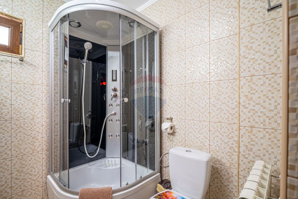 Vila moderna cu 2 corpuri in Busteni | Ideala pentru turism