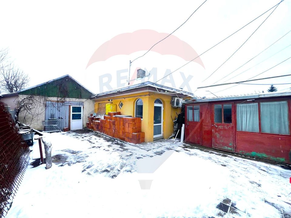 Casă / Vilă cu 2 camere de vânzare  în zona Tache