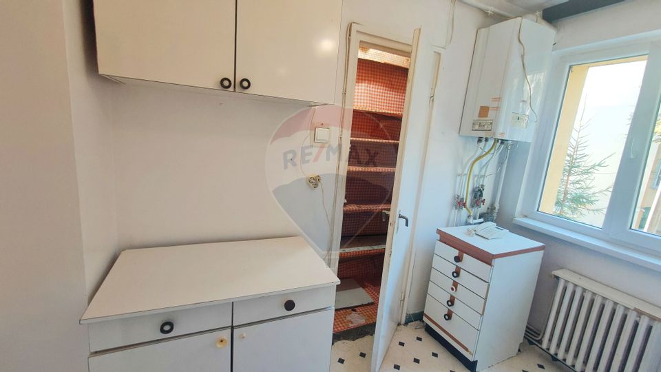 Apartament de vânzare 3 camere, etaj 1 , Manastur!