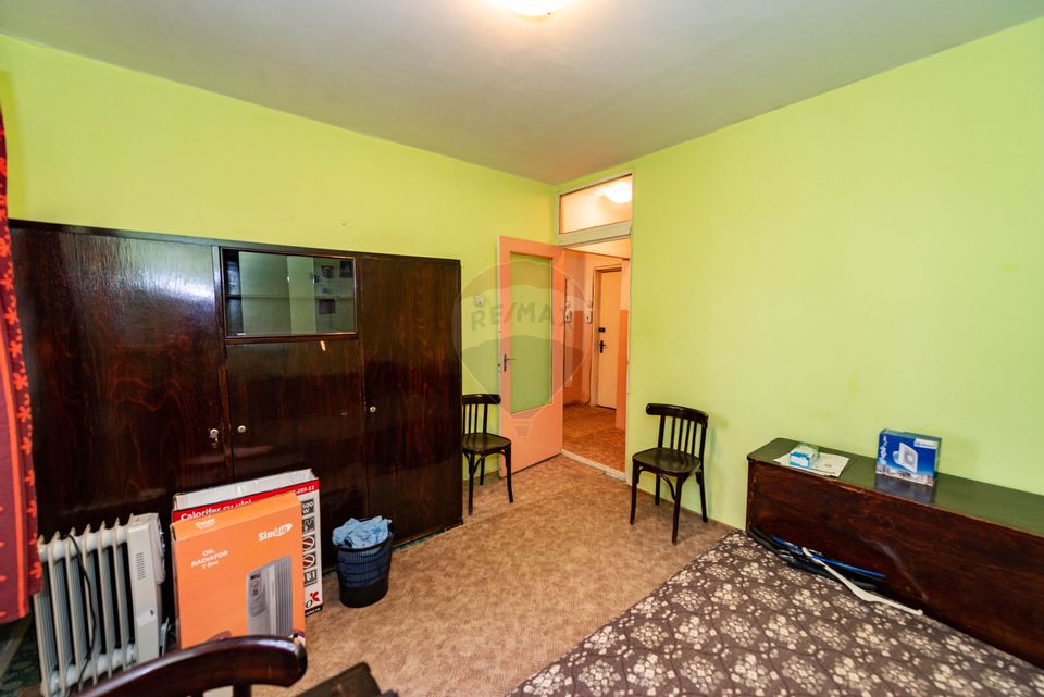 2 rooms apartment for sale Crangasi, block 1981