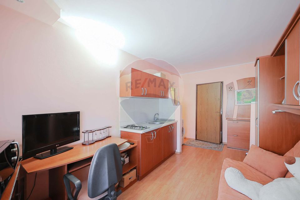 3 room Apartment for sale, Decebal area