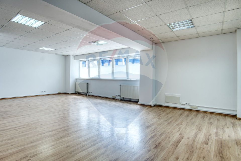 100sq.m Office Space for rent, Ultracentral area