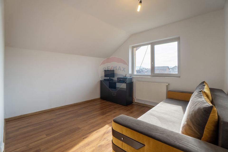 4 room House / Villa for sale