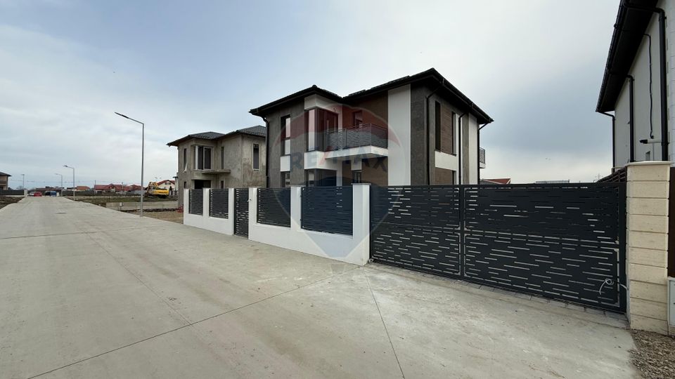 4 room House / Villa for sale, Obor area