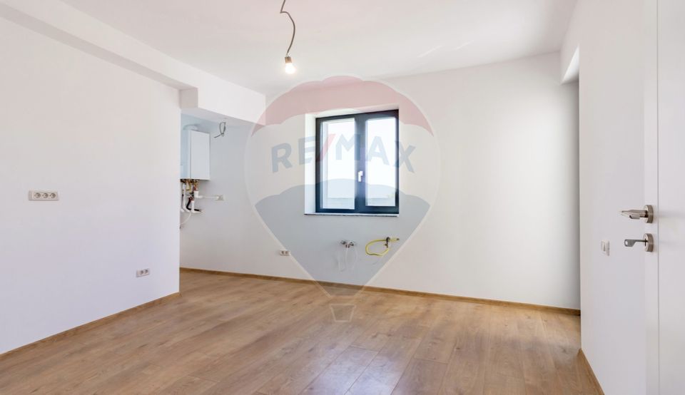 Casă / Vilă de vanzare cu 5 camere, adiacent Martha Bibescu, Mogosoaia