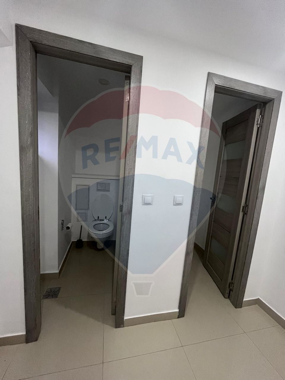 95sq.m Commercial Space for rent, Gara area