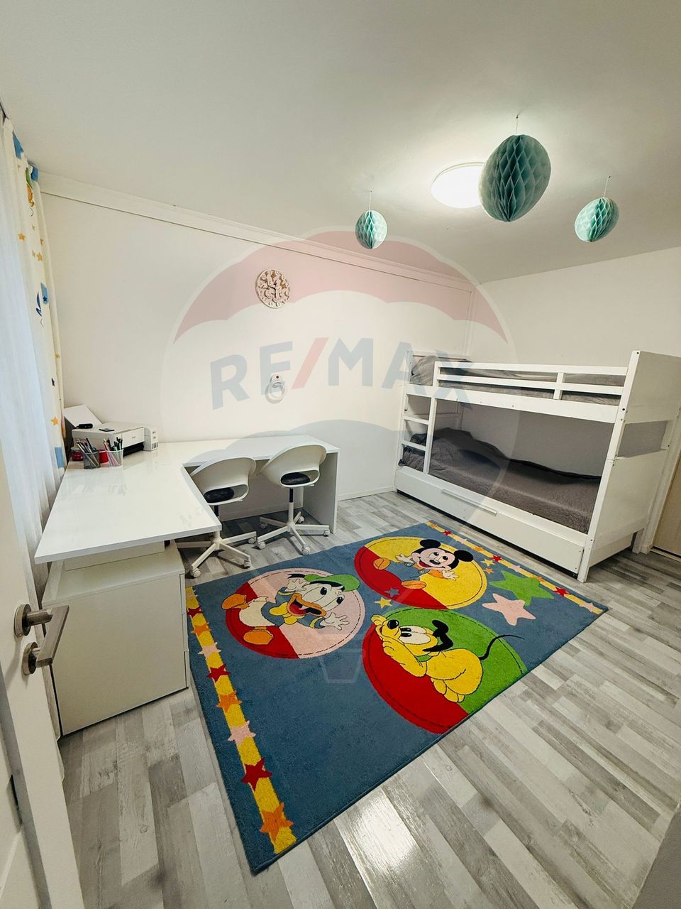 6 room House / Villa for sale, Est area