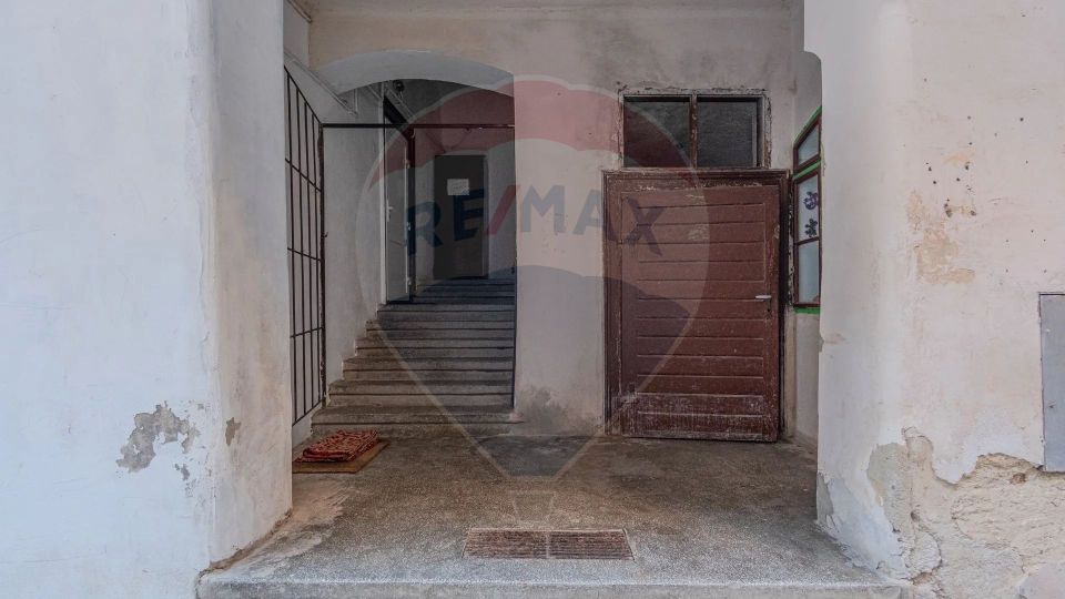 2 room apartment, for rent, Historic Center