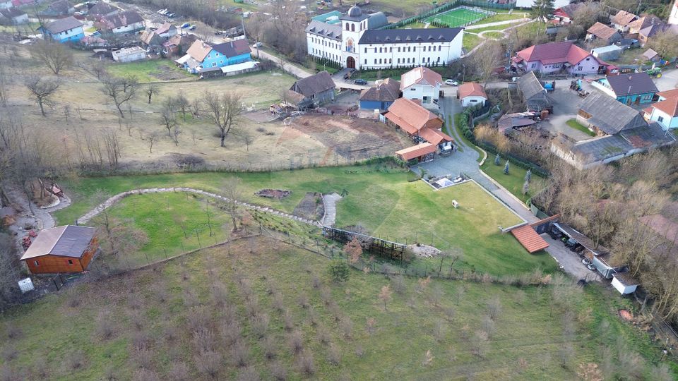 Casa / Vila cu 4 camere de vanzare la doar 30 de minute de Cluj