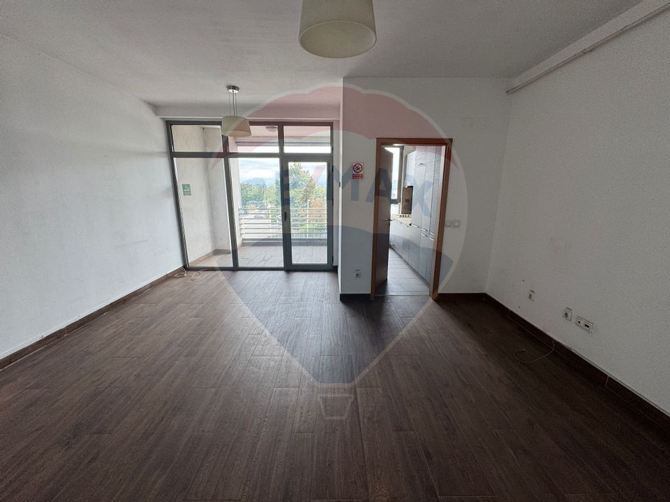 Spațiu de birouri de închiriat în zona Bistrita Lac- Cora