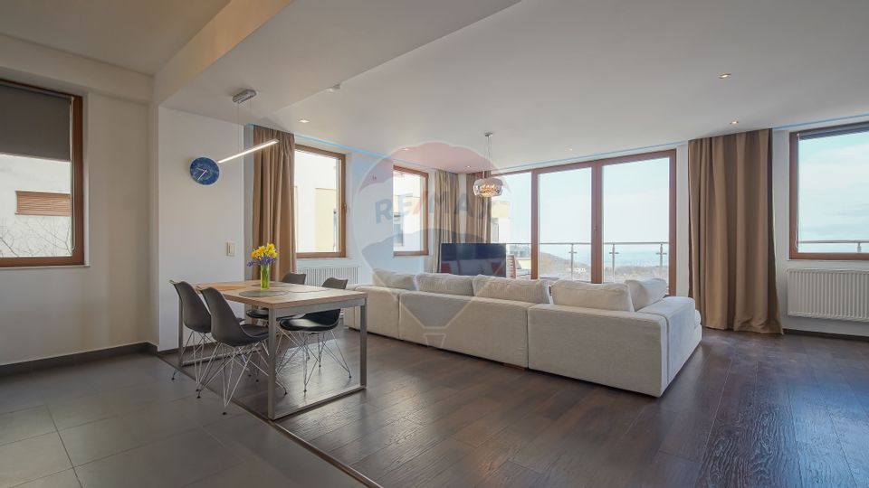 Apartament situat pe Drumul Poienii, panorama de vis