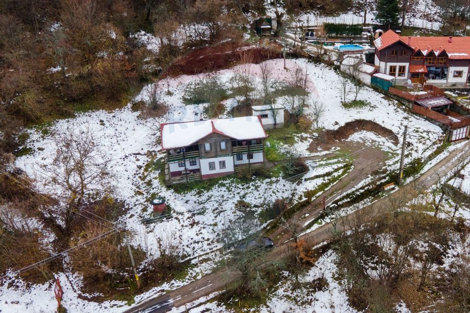 Casă de vanzare,Sacaramb jud. Hunedoara