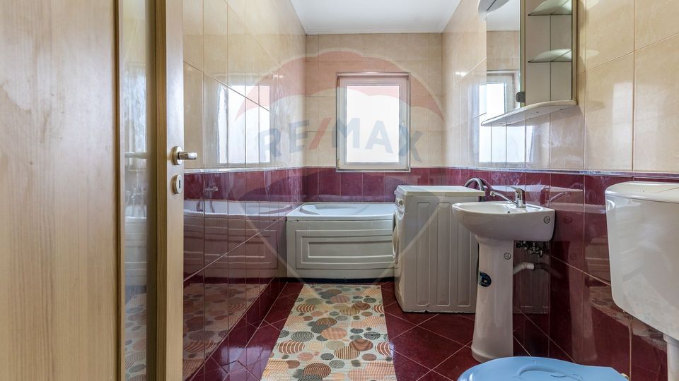 Apartament cu 1 camera de vanzare, Str. Florilor, Floresti