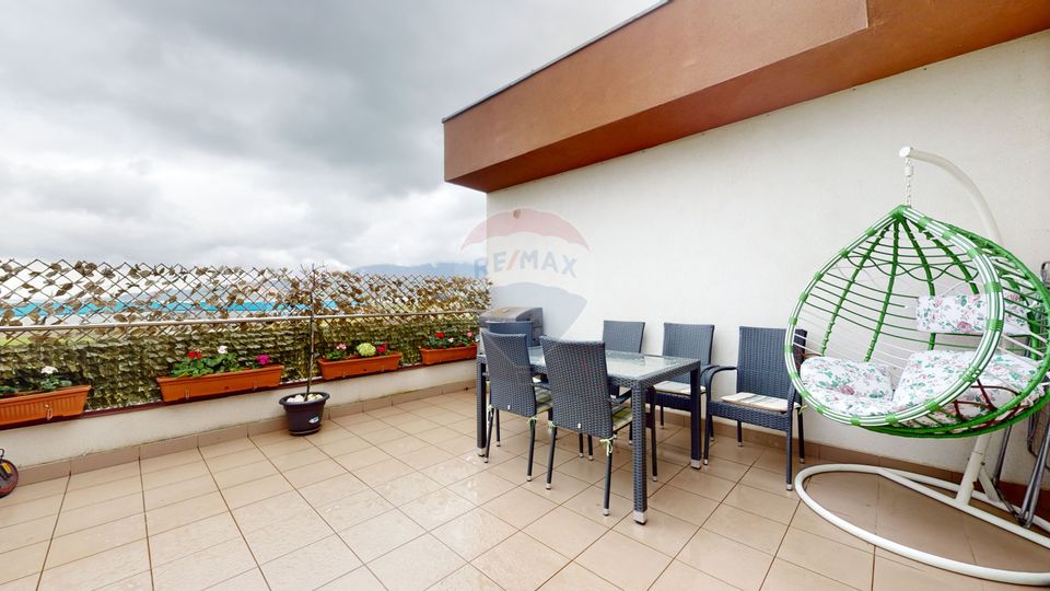 REZERVAT! Penthouse cochet, 3 camere, terasă mare, langă aeroport