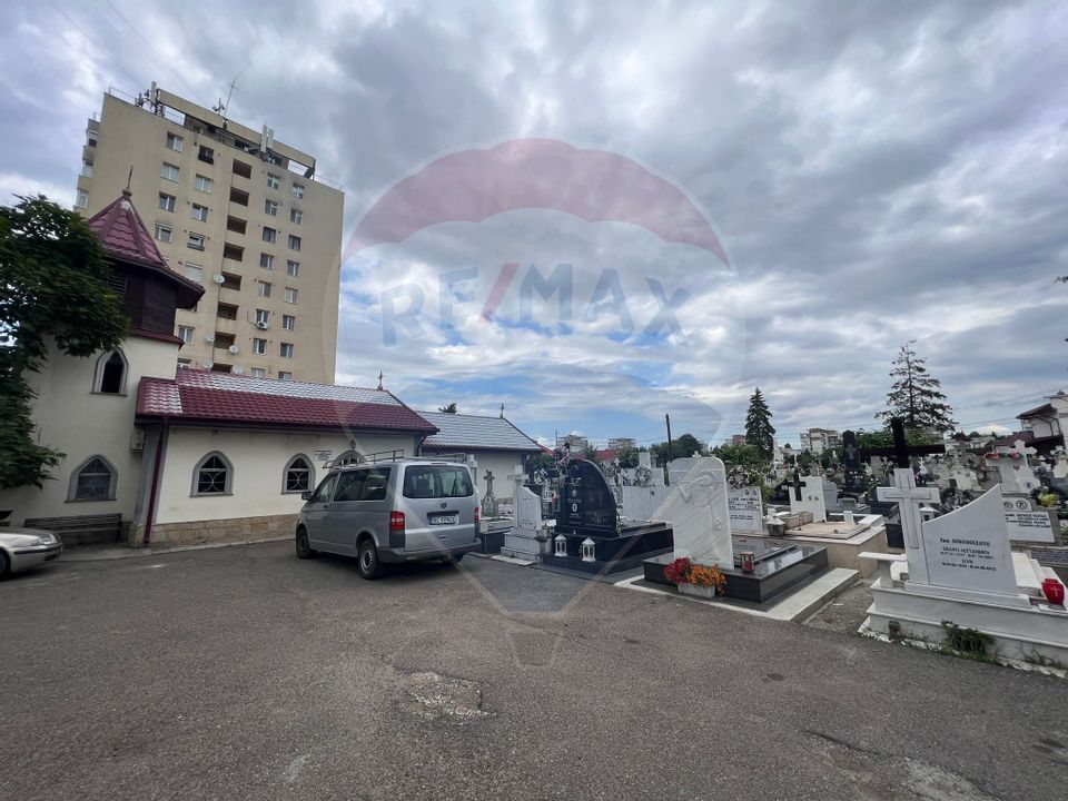 LOC DE INHUMARE- Bacau / Calea Marasesti- CIMITIRUL CENTRAL