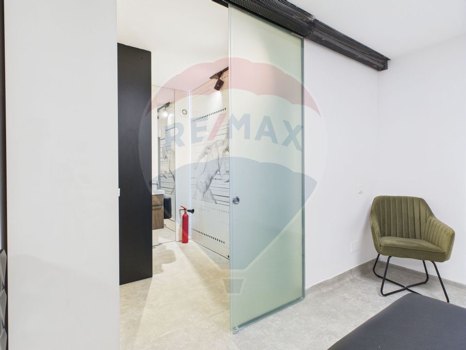 72sq.m Commercial Space for sale, Centrul Civic area