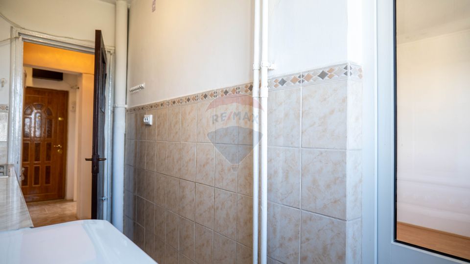 Vanzare apartament 3 camere - zona Antiaeriana