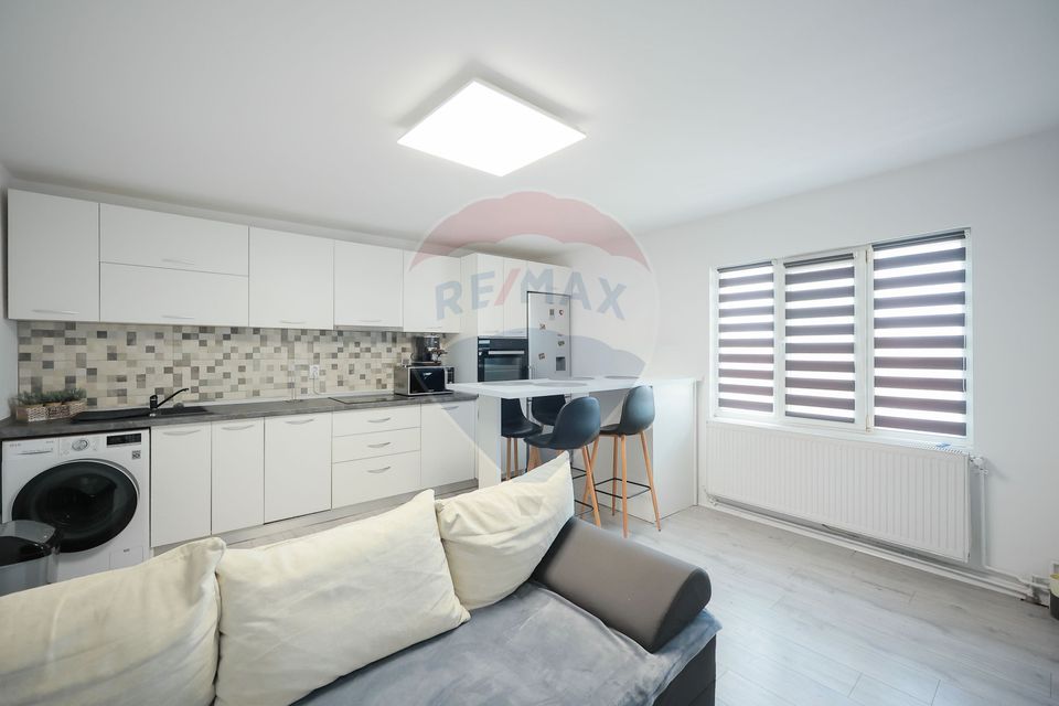 8 room House / Villa for sale, Iosia area