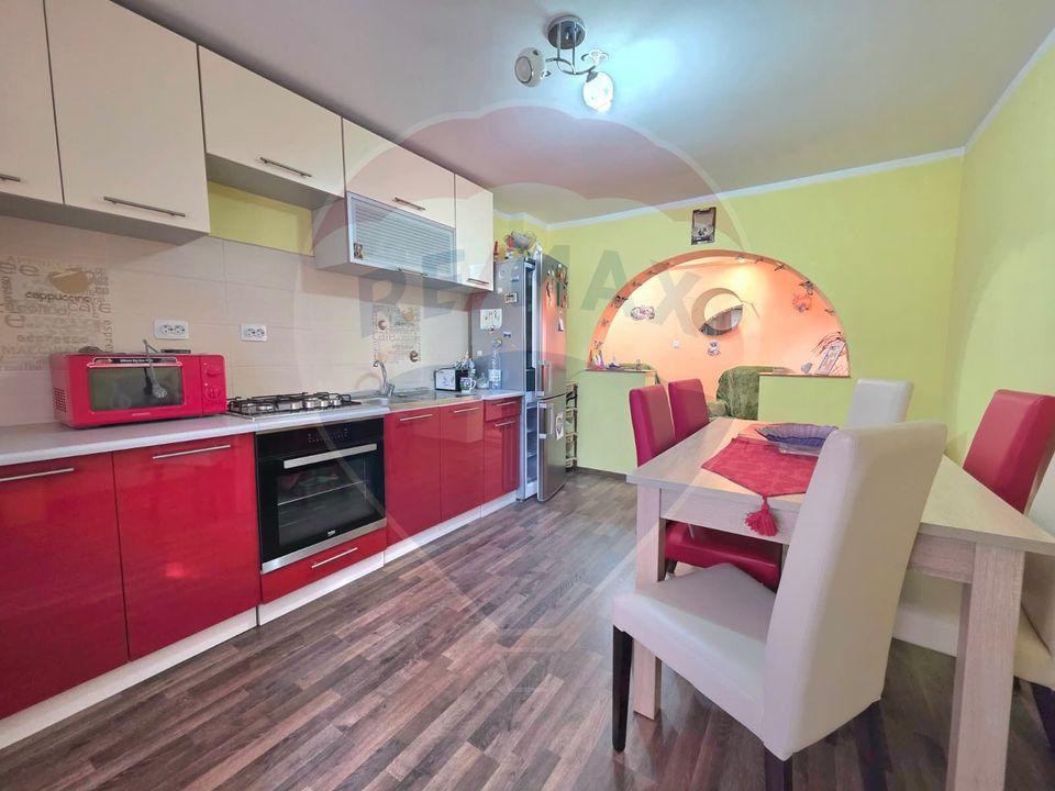 4 room House / Villa for sale, Sud area