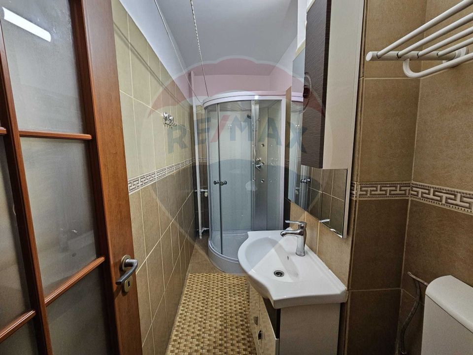 Garsoniera Piata Dorobanti