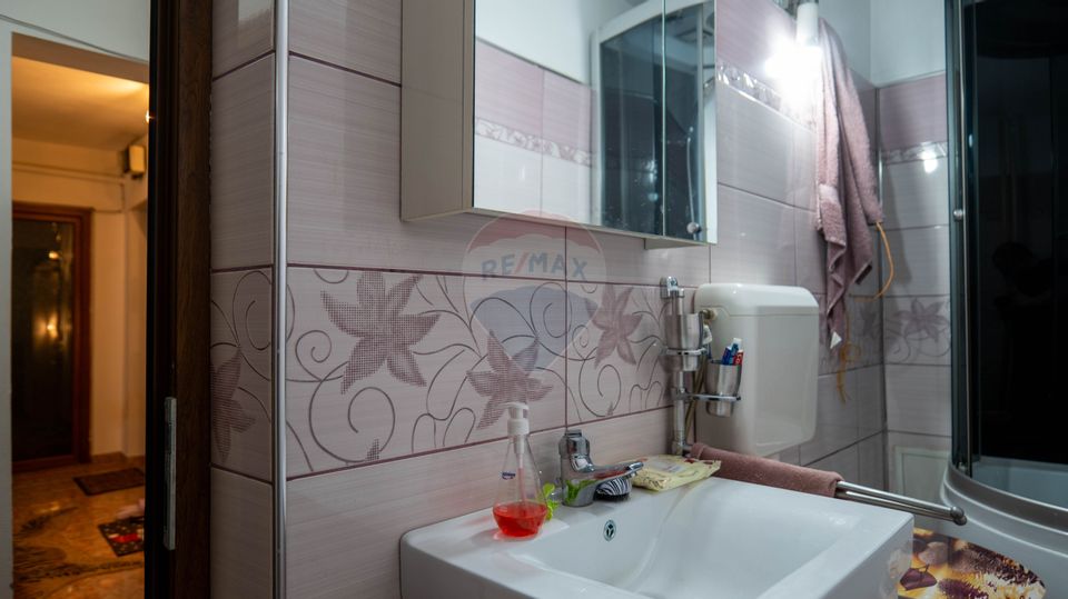 3 room Apartment for sale, Rahova area