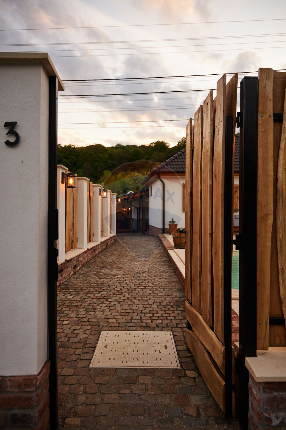 Pensiune cu 15 unități de cazare în Mediaș