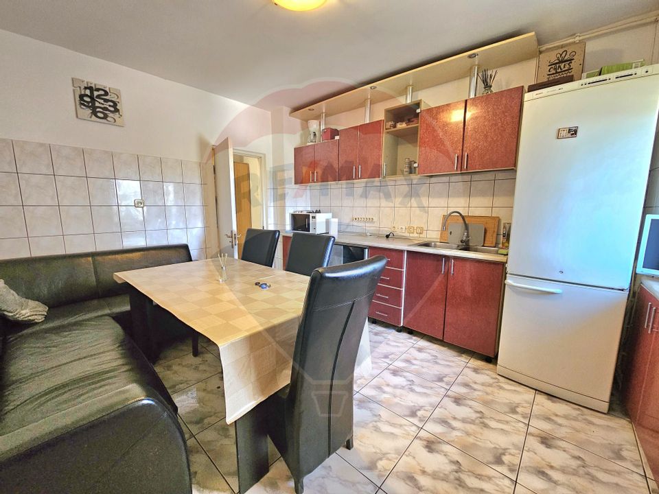 Apartament 3 camere de inchiriat zona Gara Constanta