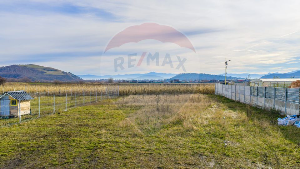 Teren intravilan 800mp Bod / Strada Iasomiei/ zona agrement Cismasu!