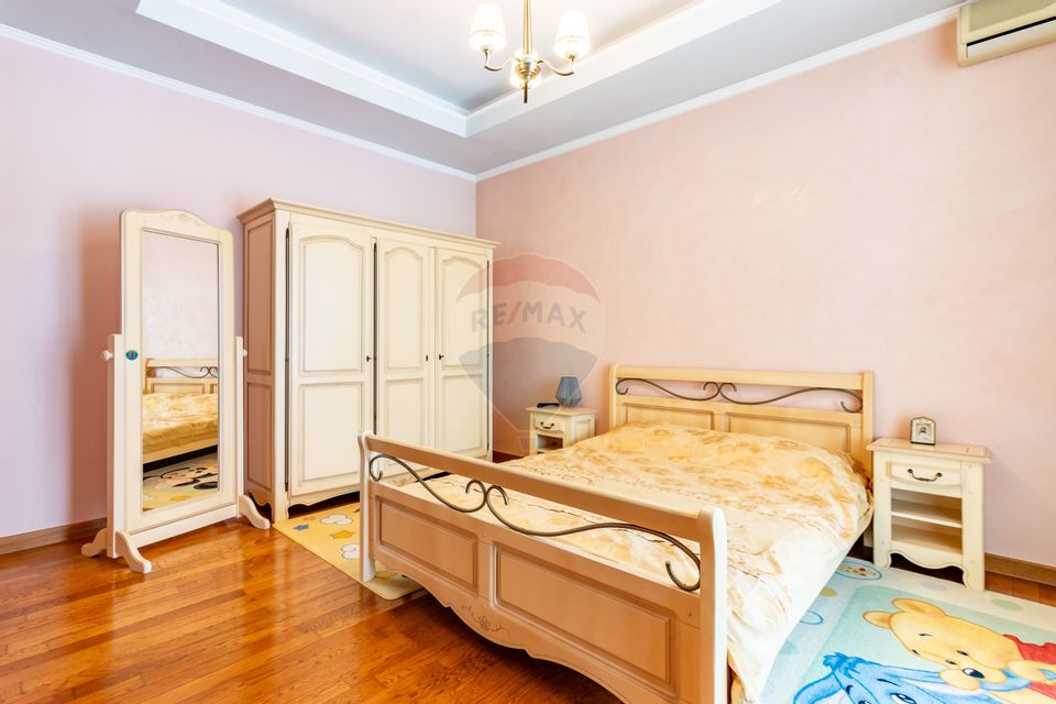 Villa with 11 rooms for sale Zagazului/Herastrau
