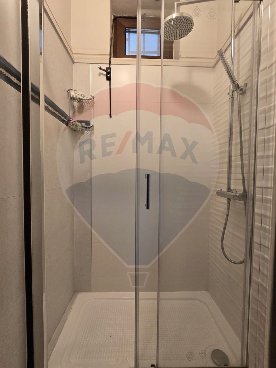 5 room Apartment for rent, Kiseleff area