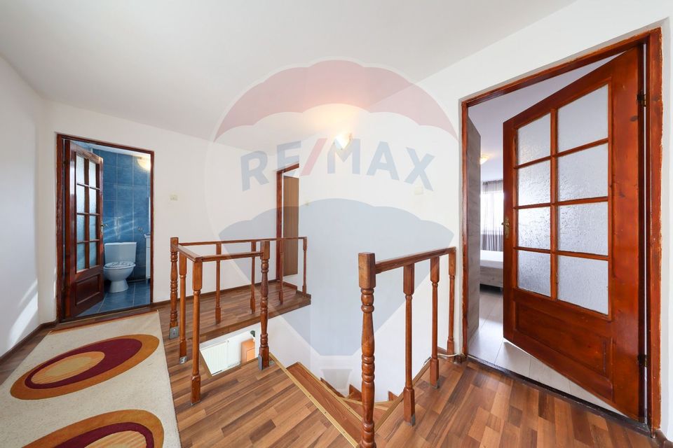 Casă cu 5 camere si curte, de vânzare, zona Centrul Istoric!