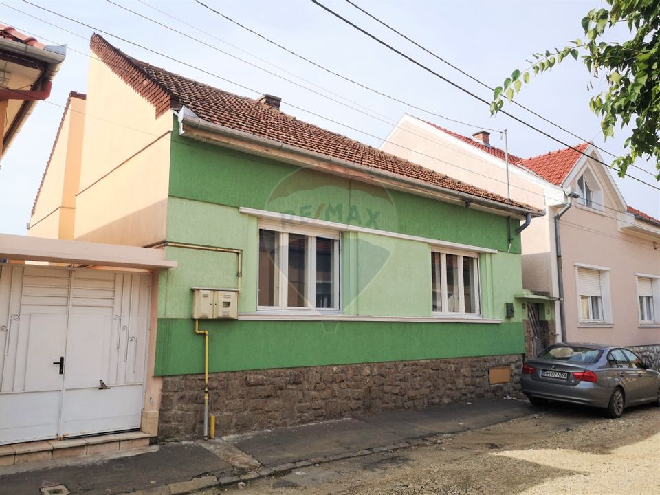 Casă individuală, Central , 3 camere, Oradea, De Vânzare