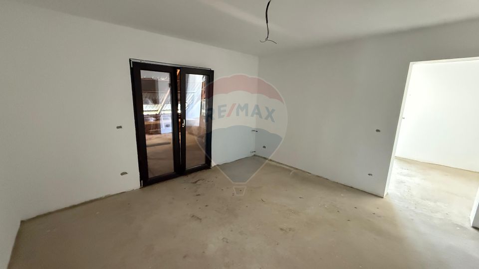 5 room House / Villa for sale, Sud area