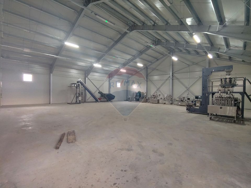 Spațiu industrial-depozit de 1120mp de închiriat în Dumbrăveni, SV