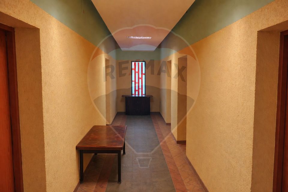 200sq.m Commercial Space for sale, Central area