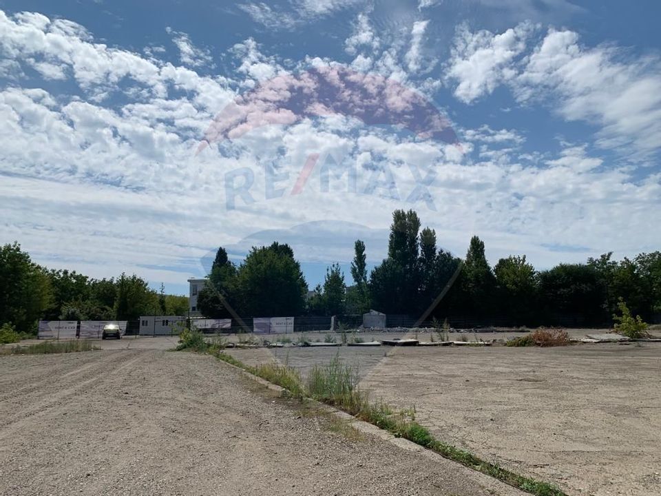 Land 2,380sqm Bacau / Strada Aeroportului