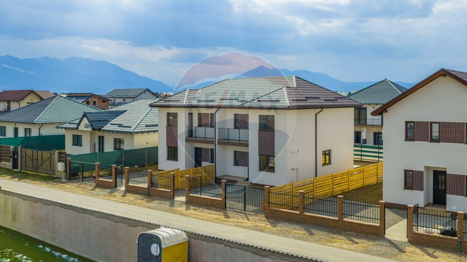 8 room House / Villa for sale