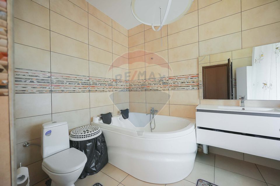 De vânzare Casă tradițională, la doar 20 de minute de Oradea